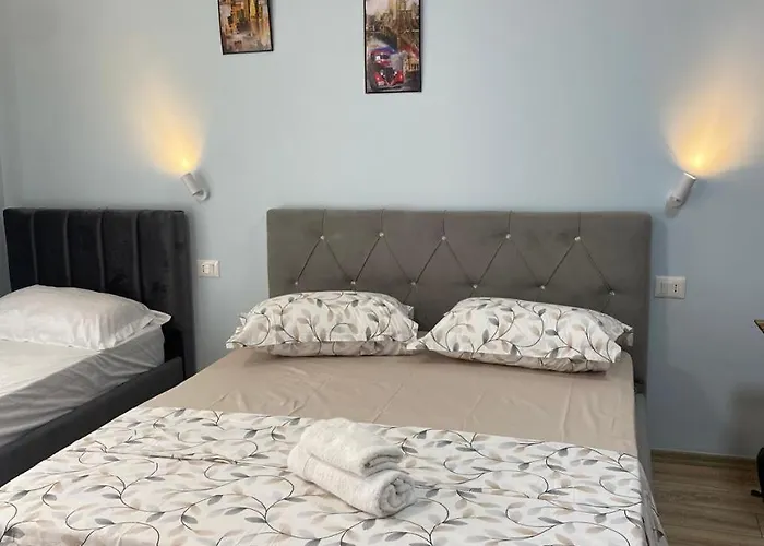 Kriss-klej's * Sarandë