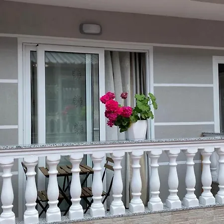 Kriss-klej's Apartment Sarande