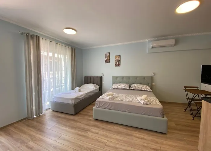 Kriss-klej's * Saranda