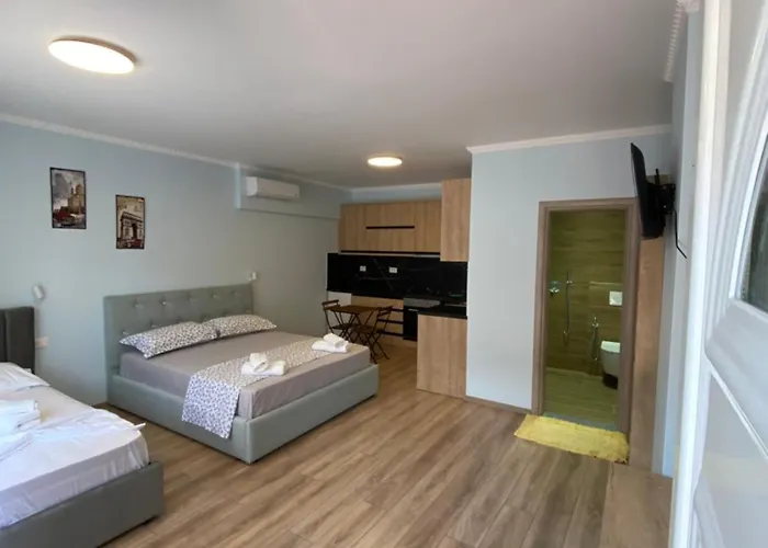 Kriss-klej's * Saranda